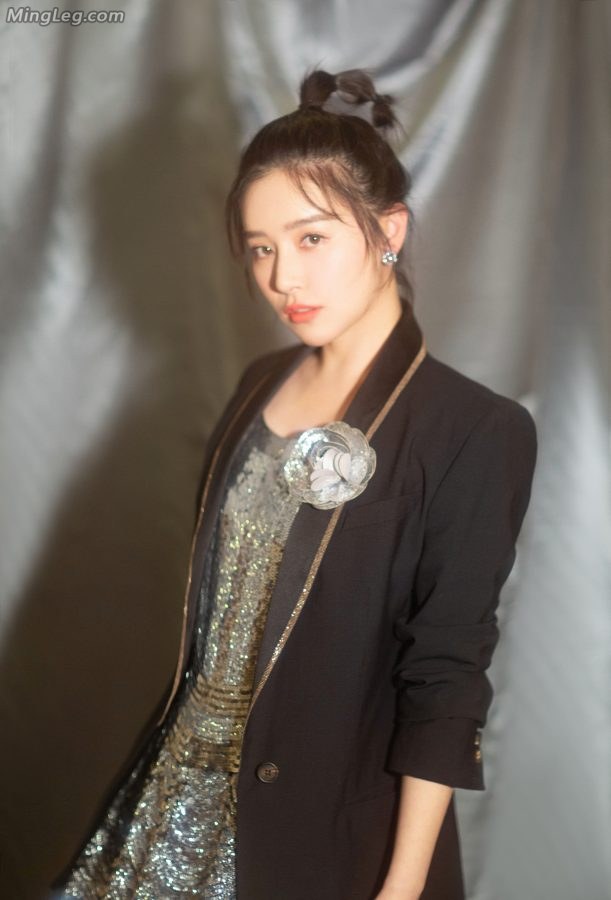 女神阚清子颁奖礼上的玉足美腿(6/9)