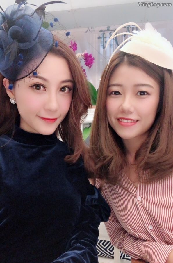 林琳穿天鹅绒旗袍化身民国小贵妇(6/8)