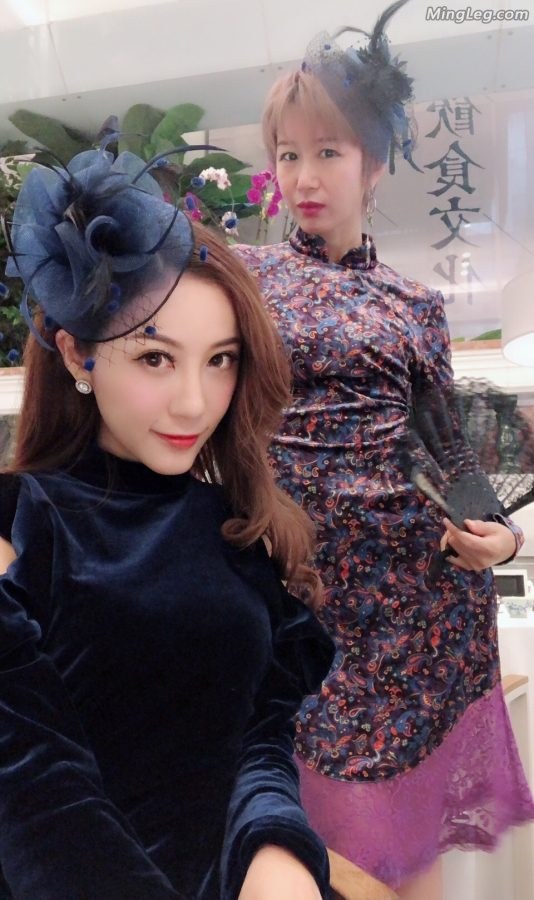 林琳穿天鹅绒旗袍化身民国小贵妇(7/8)