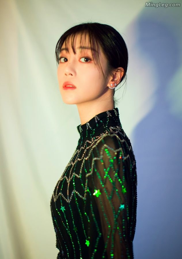 李溪芮长裙高跟美足真乃人间极品(5/10)