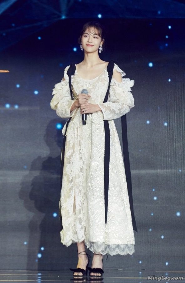 钟楚曦、林鹏凉高跟美足你们都是最亮的星(2/4)