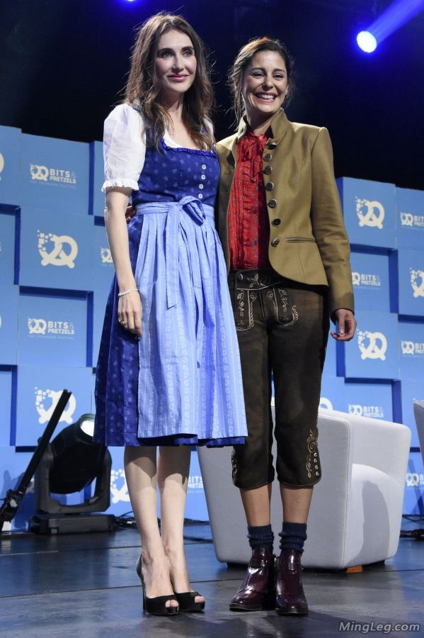 《权游》红袍女扮演者Carice van Houten性感鱼嘴高跟鞋(8/15)