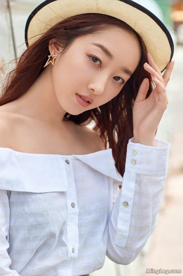 漂亮的女生蒋梦婕清纯美腿写真集(11/12)