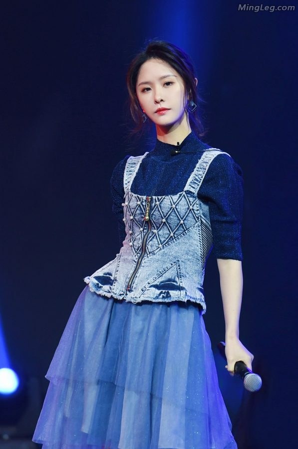 “电竞六美”冯提莫、周二珂、余霜、阿冷、王靖雯、周淑怡同台哪个你最中意(5/9)