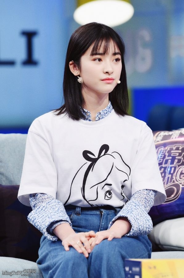 青春年少的沈月遇见中年熟女李静(6/8)