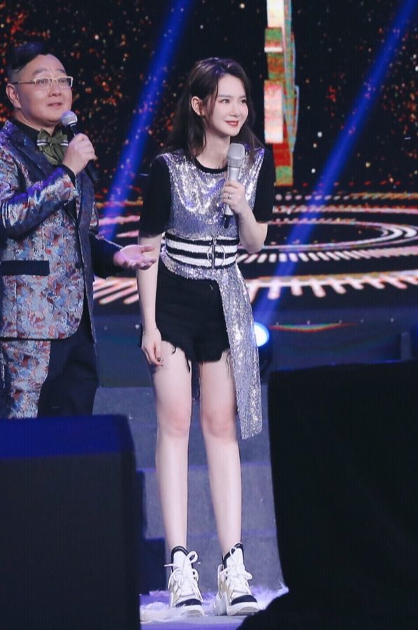 长腿女神戚薇这腿可玩度相当高(4/5)