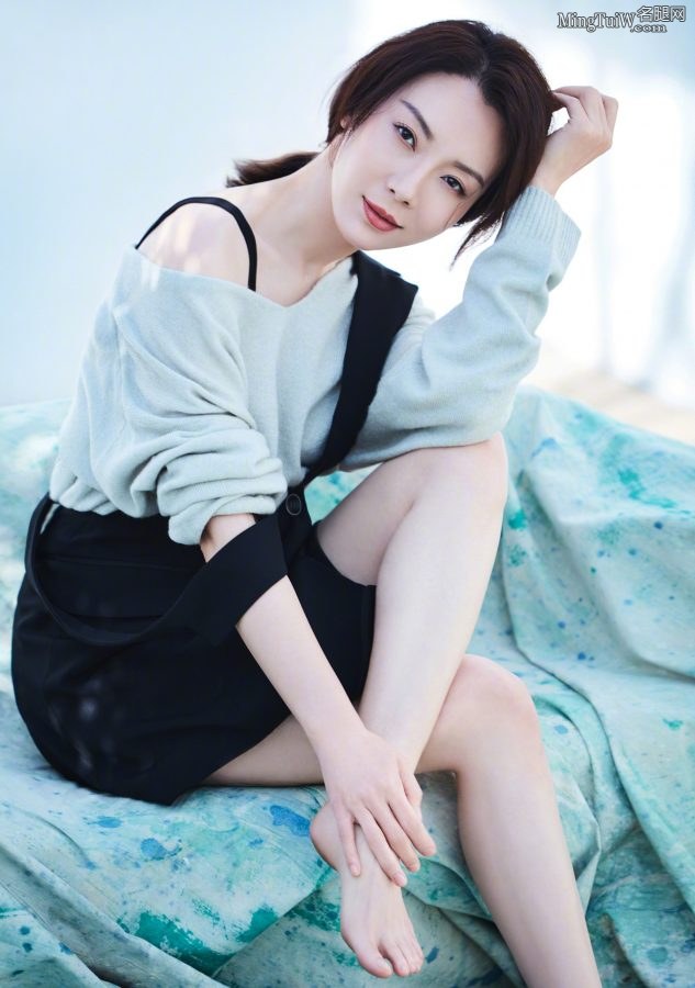 相关领域专家说陈数的脚是女星里最完美的(5/6)