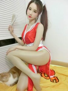 主播轩子巨二兔不知火舞肉色丝袜Cosplay（第1张/共12张）