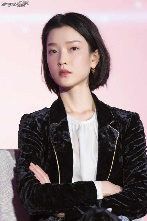 知性的模特杜鹃高清脸部图片(1/9)
