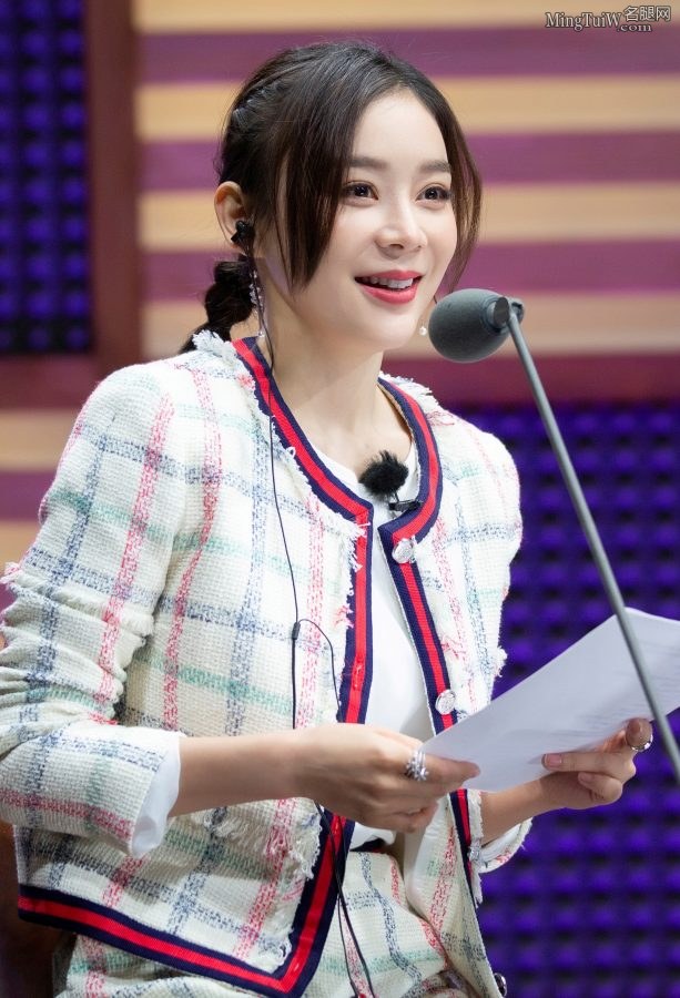 《声临其境》袁姗姗白腿玉足现在开舔(9/18)
