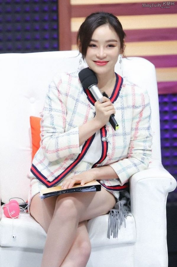 《声临其境》袁姗姗白腿玉足现在开舔(18/18)