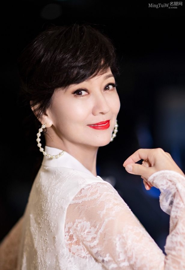 仙气十足的女星赵雅芝肤白貌美(12/13)