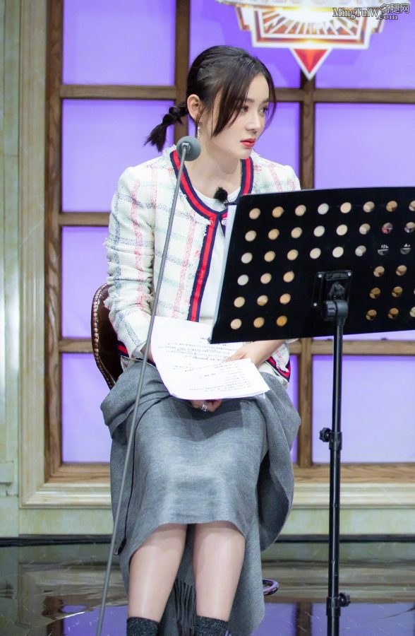《声临其境》袁姗姗白腿玉足现在开舔(8/18)