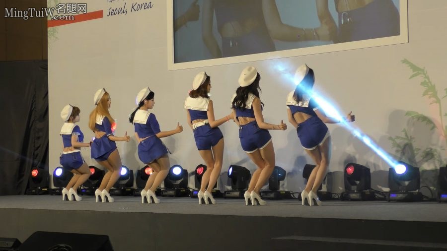 韩国美女组合T-ara六位的制服高跟美腿跳舞[网盘]（第11张/共12张）