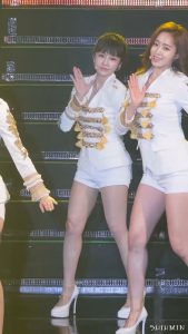 T-ara组合《Tiamo》全宝蓝视角美腿高跟舞姿动人 [网盘]