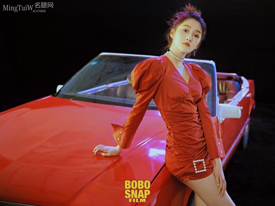 美女车模关晓彤细高跟美腿撩人(3/5)