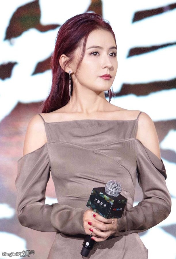 热依扎美足踩性感凉高跟气质优雅(6/6)