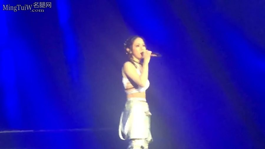 邓紫棋“Queen of Hearts”世界巡回演唱會-旧金山站[上下][网盘](4/9)