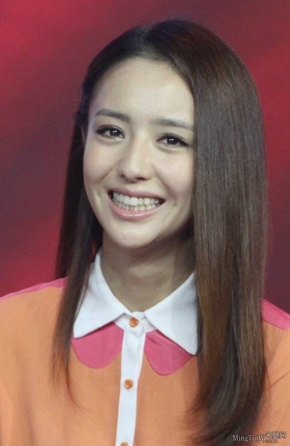 佟丽娅早年露腿照片可怜清纯的大美女(5/9)
