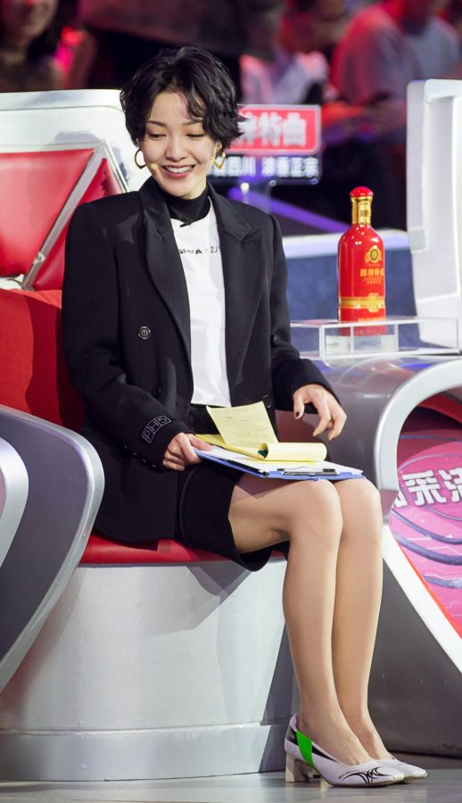 这个节目不错可以好好欣赏女嘉宾郭采洁的美腿(5/7)