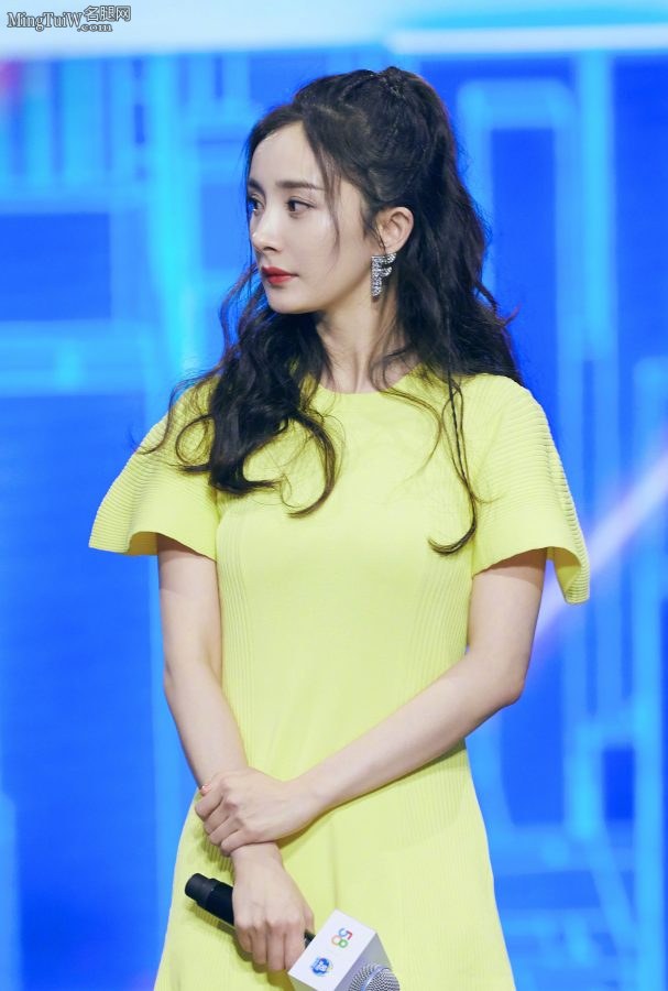 大幂幂杨幂高清二连高跟美腿美的不要不要的(10/17)