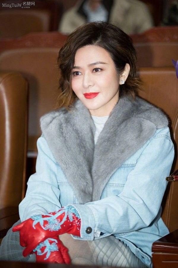 成熟的气质美人关之琳穿短靴高跟美腿纤细(6/6)
