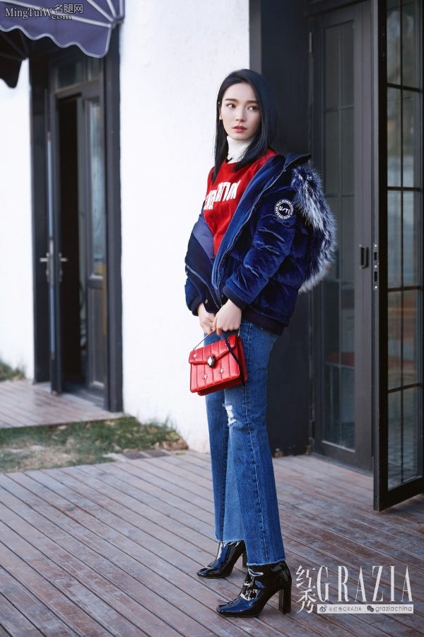 代斯冬季外出私服各种秀美腿(4/5)