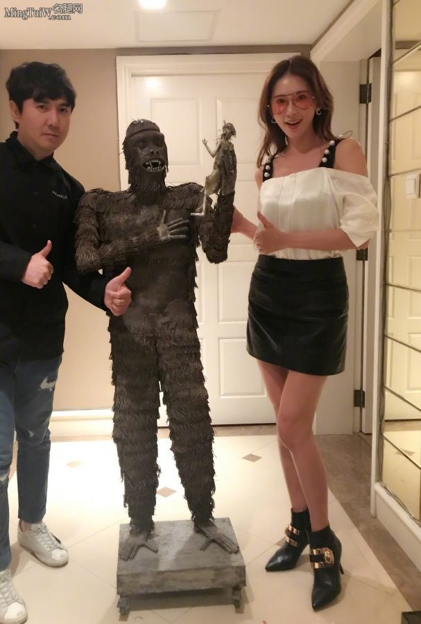 美女超模林志玲美腿光滑不减当年(2/2)