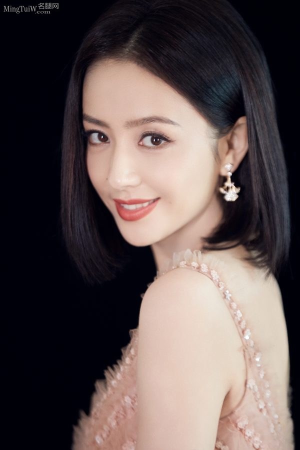 这次不看腿 来欣赏佟丽娅的绝世美颜(4/15)