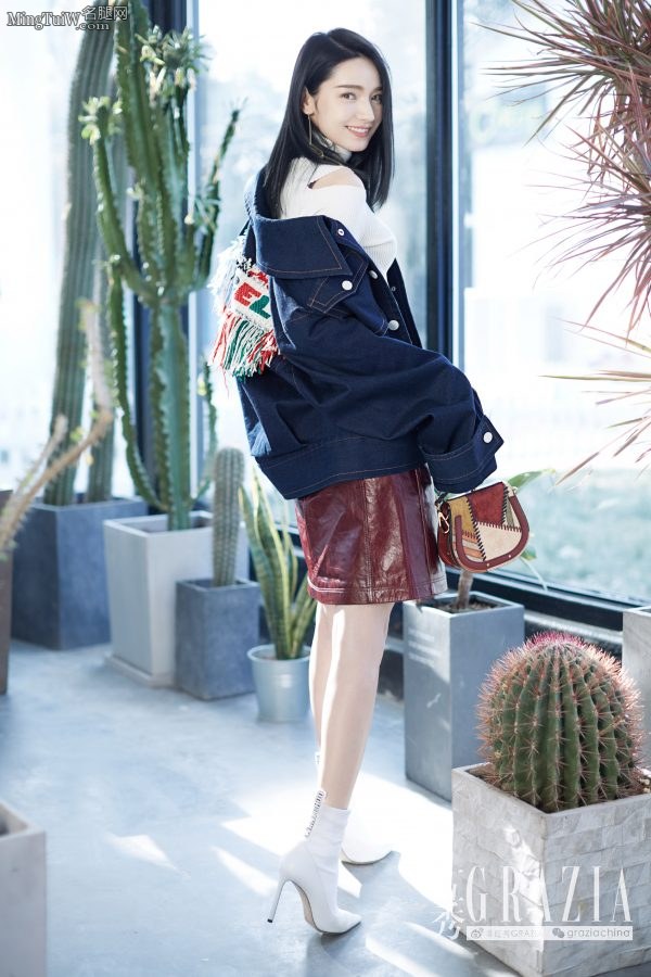代斯冬季外出私服各种秀美腿(1/5)