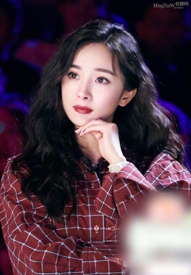 杨幂不愧是名腿网最受欢迎的美腿女神(44/54)