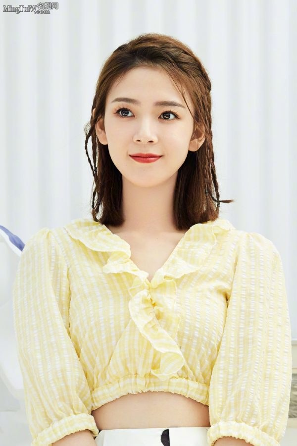阳光女孩陈瑶拍写真这两条腿真长(8/8)