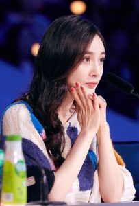 杨幂的美足玉手真是人间极品