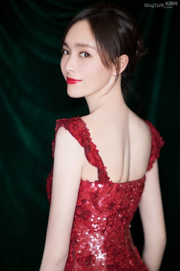 唐嫣和刘亦菲同台 原来两个仙女个子差不多(7/9)