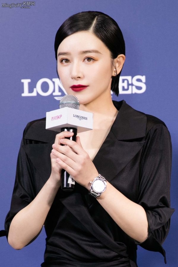 阚清子开叉裙美腿代言名表活动现场图(9/11)