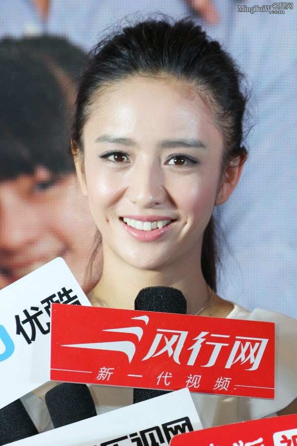 天生丽质佟丽娅美腿高跟现场无修图(5/7)