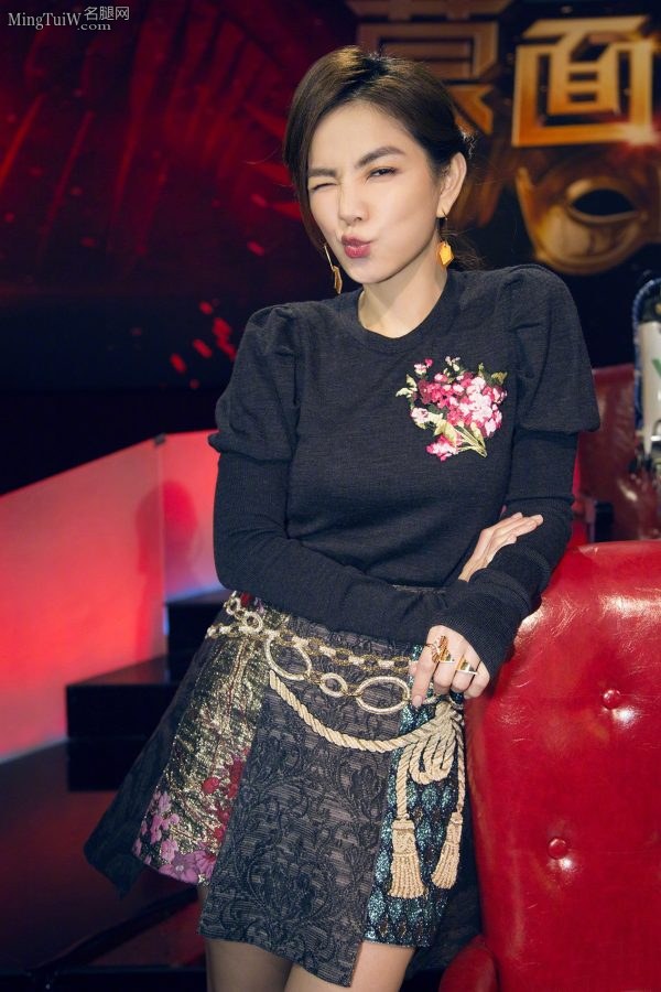 Chen Jiahua wore open-toed boots this time(4/4)