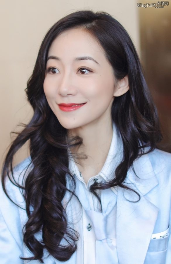 韩雪大美女腿长就是吸睛(5/6)