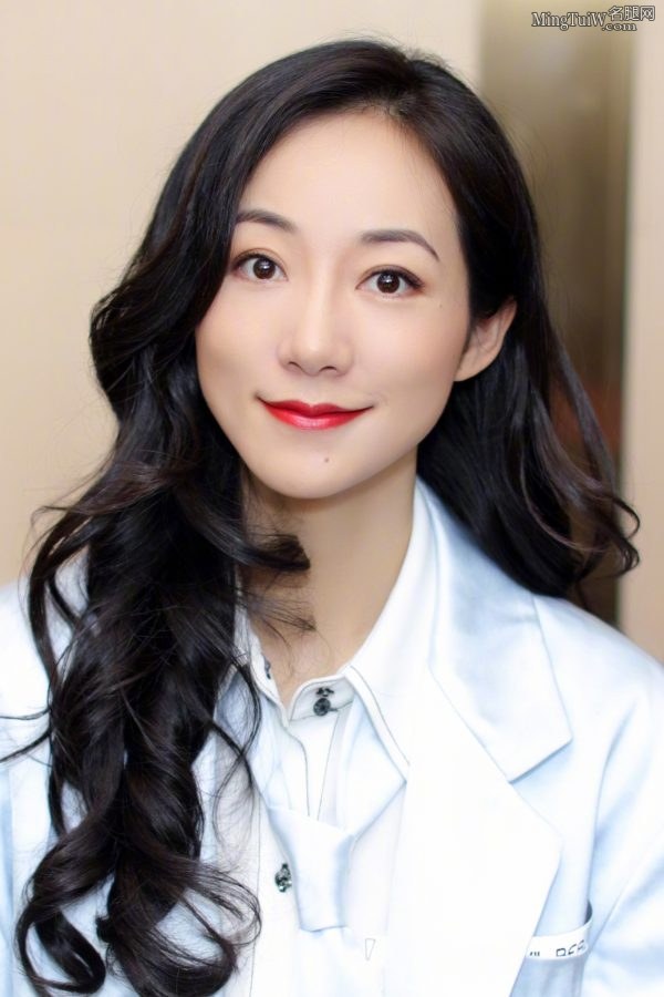 韩雪大美女腿长就是吸睛(4/6)