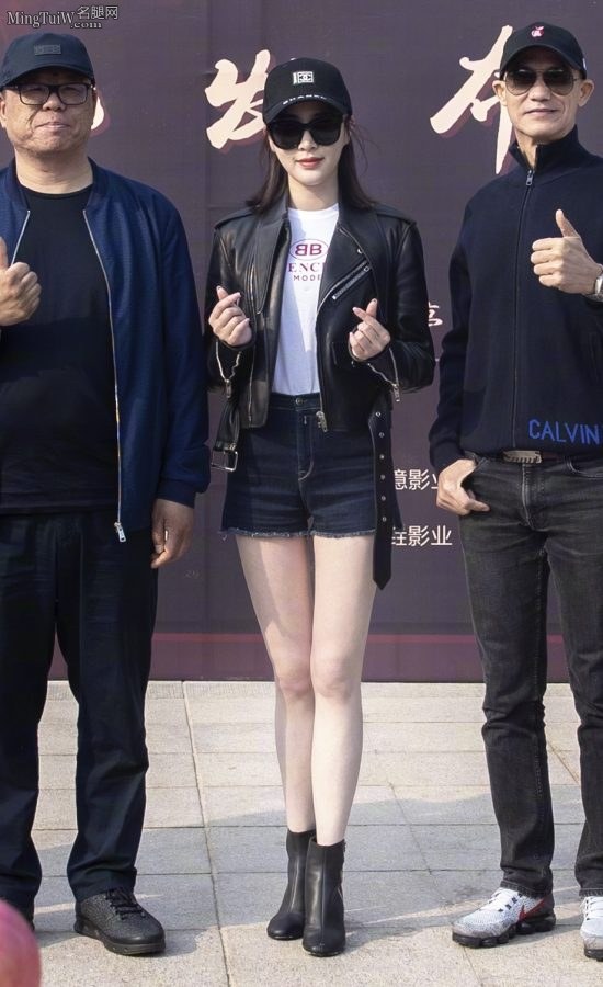 甘婷婷这双腿整起来超舒服了(3/4)
