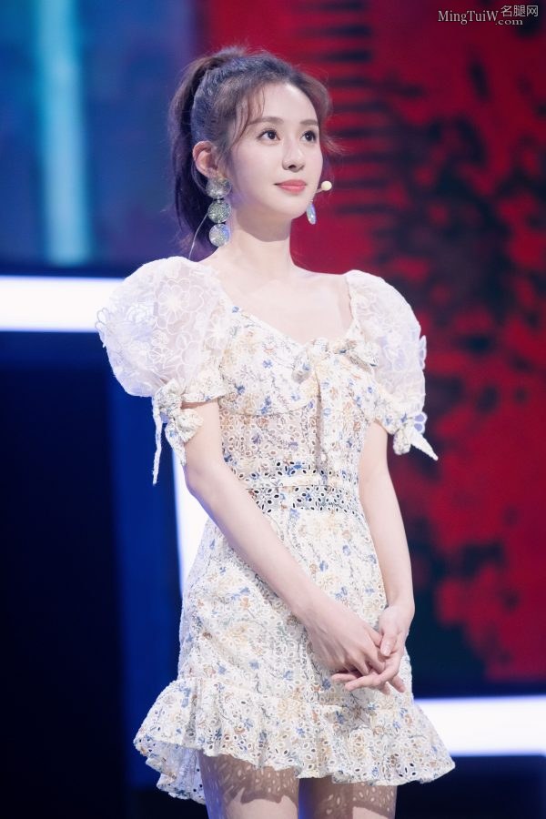 新生代女明星郑合惠子白腿超细像吸管(8/9)