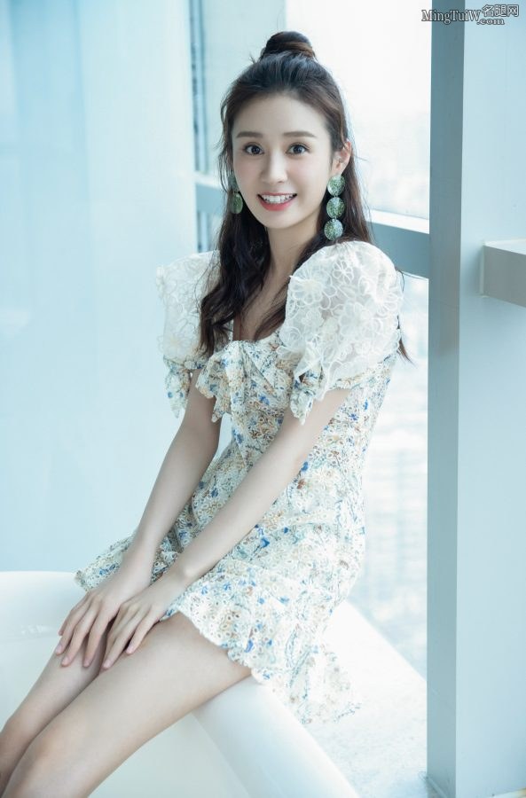 新生代女明星郑合惠子白腿超细像吸管(3/9)