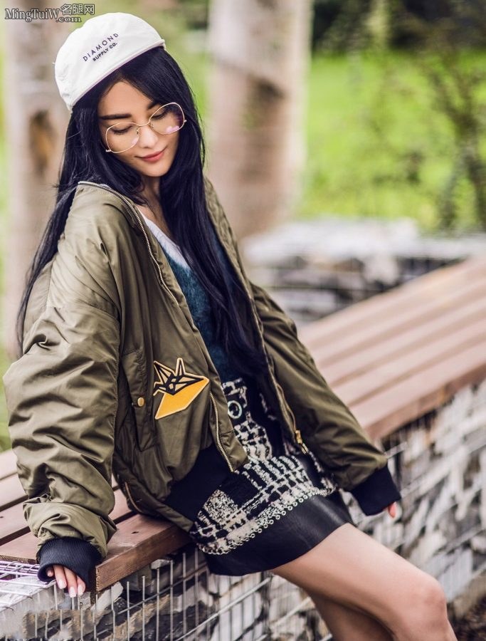 长腿女神张馨予已上线(4/7)