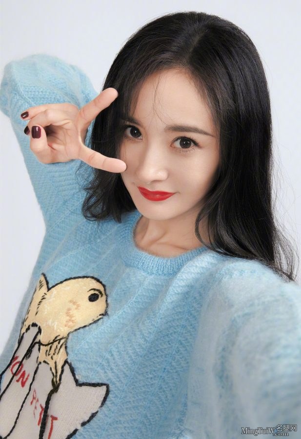 高颜值的美少女杨幂美腿加红唇魅力爆表(6/9)