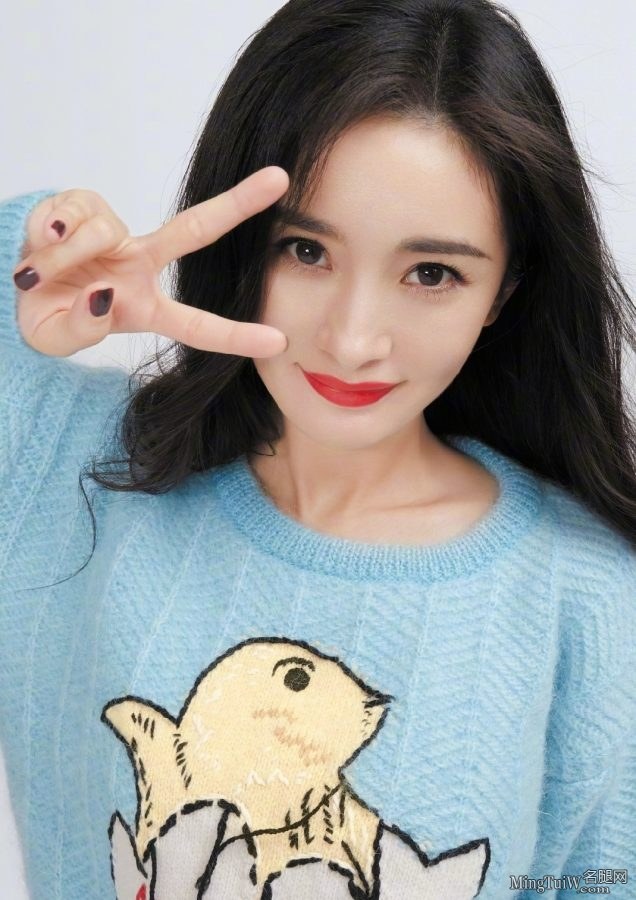 高颜值的美少女杨幂美腿加红唇魅力爆表(7/9)