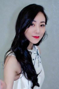 古典气质美人韩雪波浪长发美脸精致