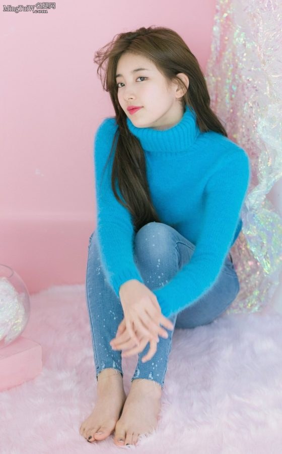 韩国美女歌手裴秀智可爱的脚丫子(2/2)