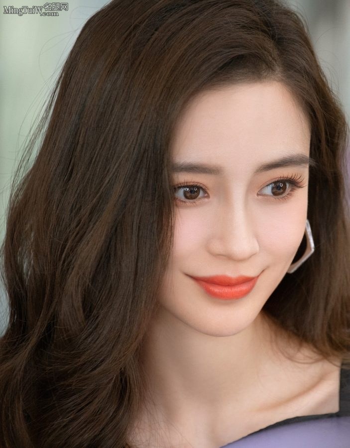 杨颖Angelababy长腿+精美脸部太美了(11/11)