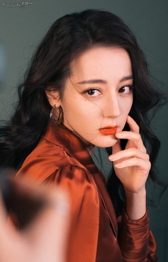 迪丽热巴的盛世美颜 这脸谁都受不了(6/7)