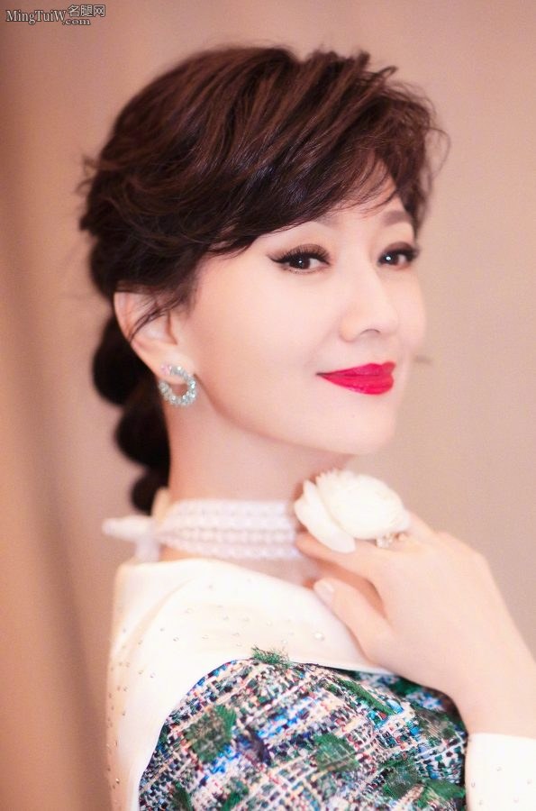 顶级气质美魔女赵雅芝丝腿高跟鞋（第9张/共9张）